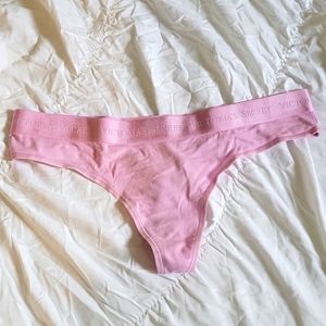 Ladies Sexy Pink Thong Panty Size L